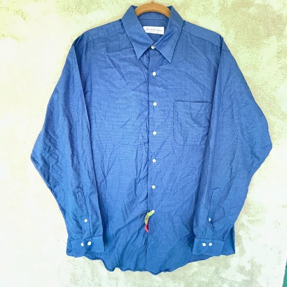 Brooks Brothers Blue Texture Long Sleeve Made in USA 16-1/2 - 34/35 100% Cotton